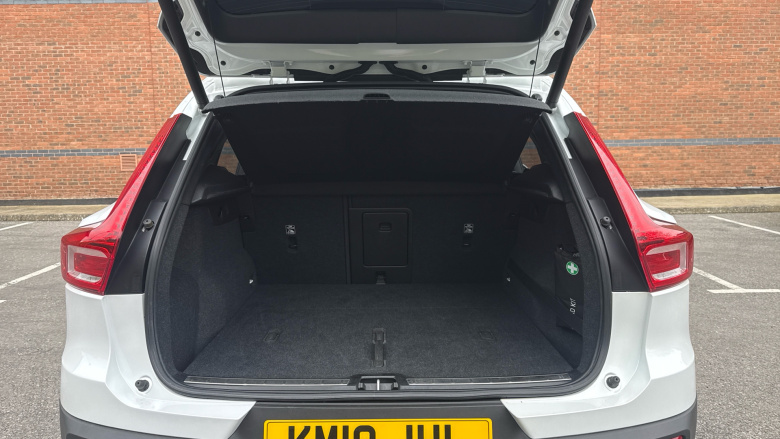 Volvo Xc40 2.0 T4 Inscription Pro 5dr AWD Geartronic Petrol Estate